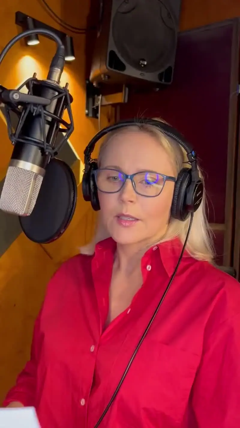 Anna Samusionek - sesja nagraniowa w studiu